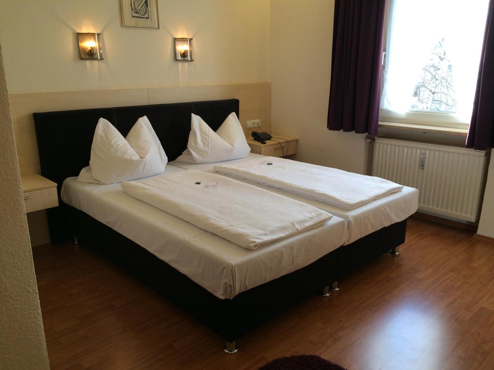 Hotel Grader Neustadt an der Waldnaab Ngoại thất bức ảnh