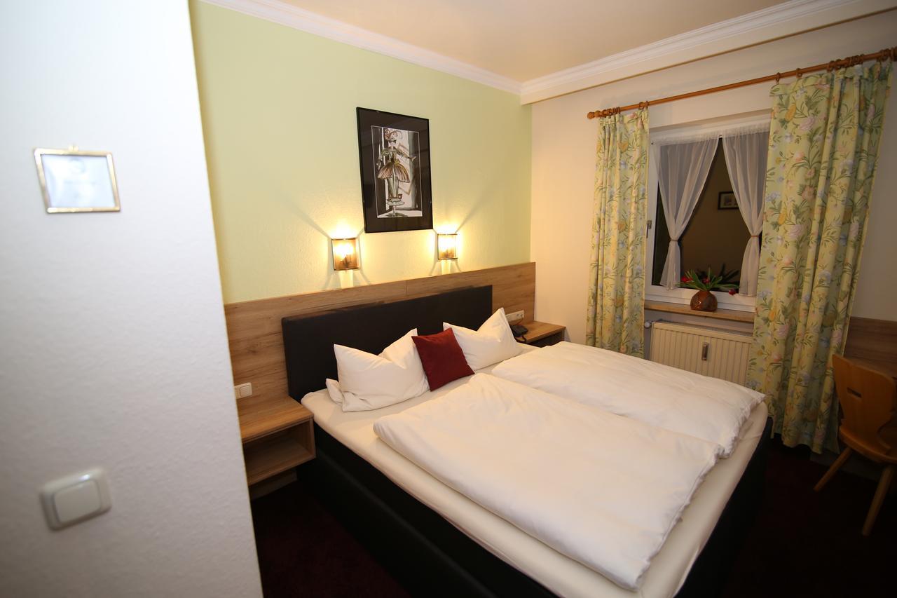 Hotel Grader Neustadt an der Waldnaab Ngoại thất bức ảnh