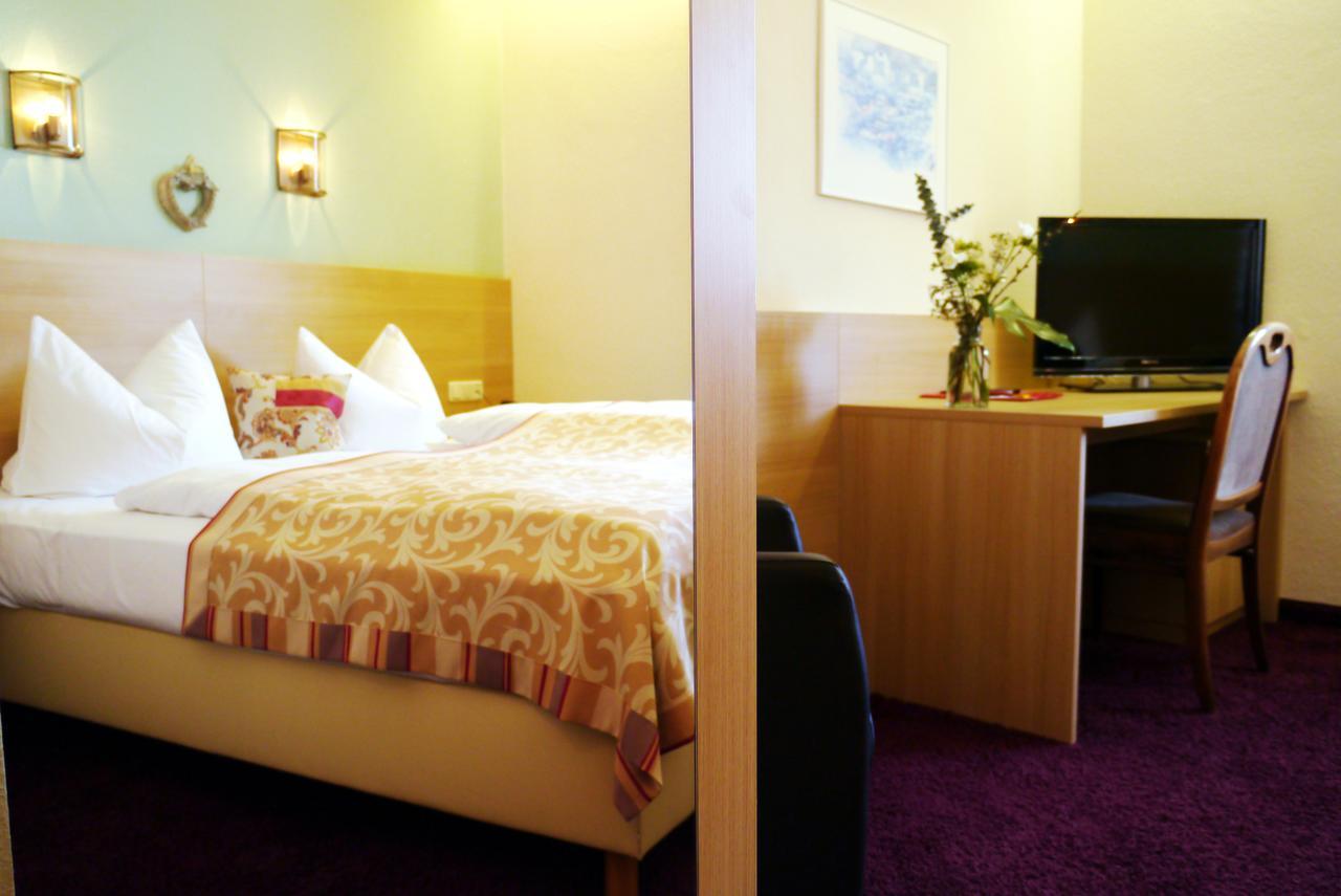 Hotel Grader Neustadt an der Waldnaab Ngoại thất bức ảnh