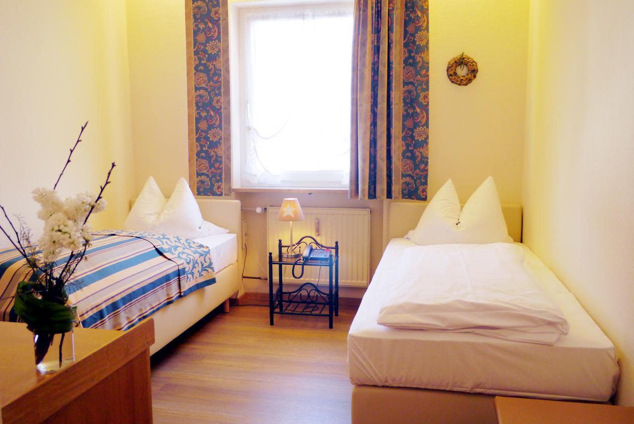 Hotel Grader Neustadt an der Waldnaab Ngoại thất bức ảnh